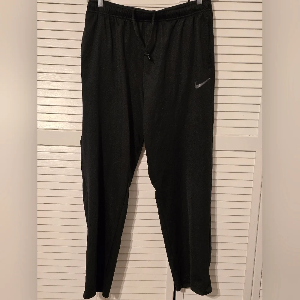 Nike Dri-Fit Training Pants Men’s XL Black – Lightweight Athletic Joggers - Picture 2 of 7